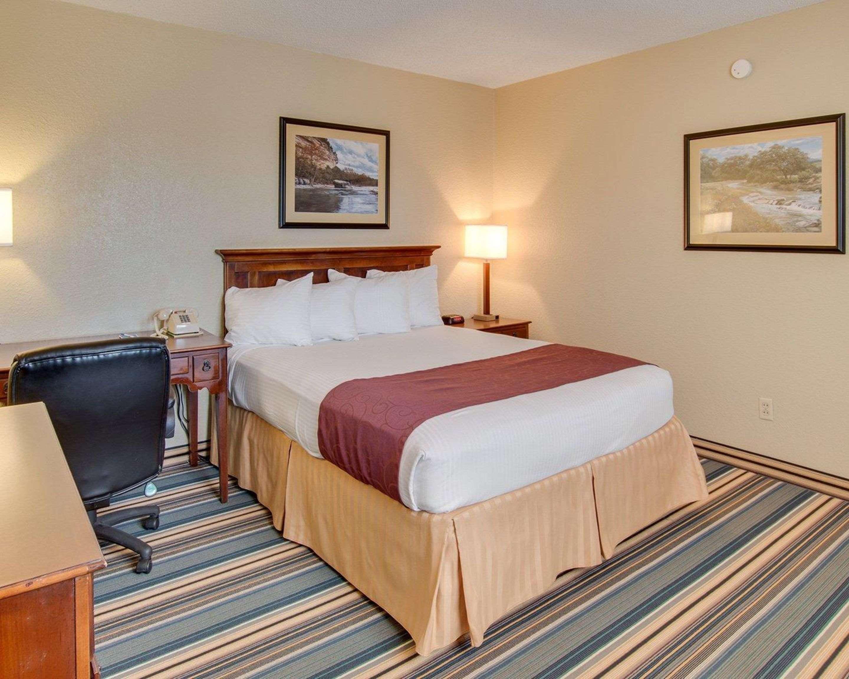 Days Inn By Wyndham Gatesville Zewnętrze zdjęcie